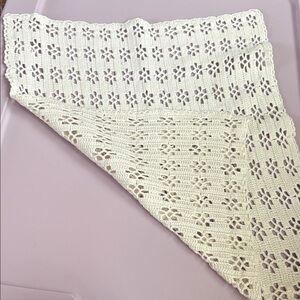 Vintage Hand Crotchet Lace Table Scarf